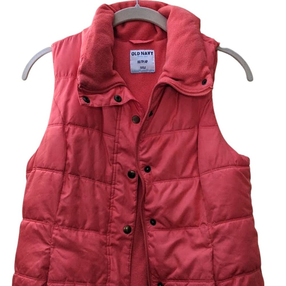 Old Navy Quilted Women’s Size XS Snap & Zip Front Coral Puffer Vest Sleeveless